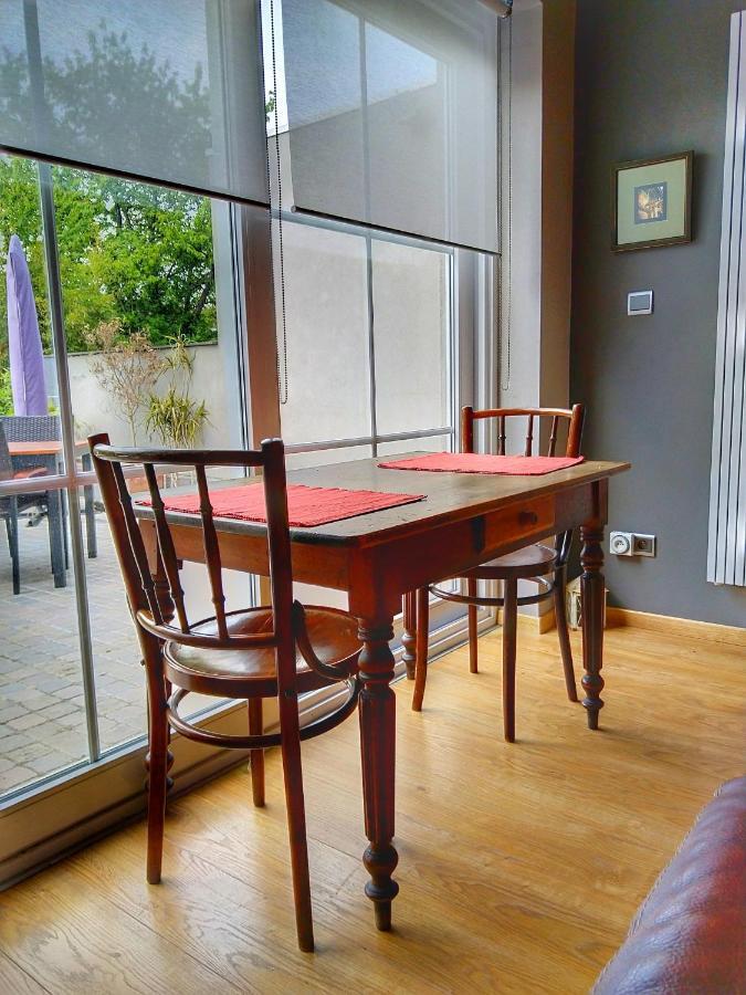 The White Door Apartment Aalst Ngoại thất bức ảnh